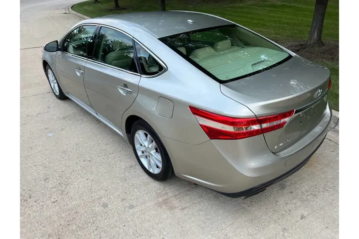 $10995 : 2015 Avalon XLE Premium image 5