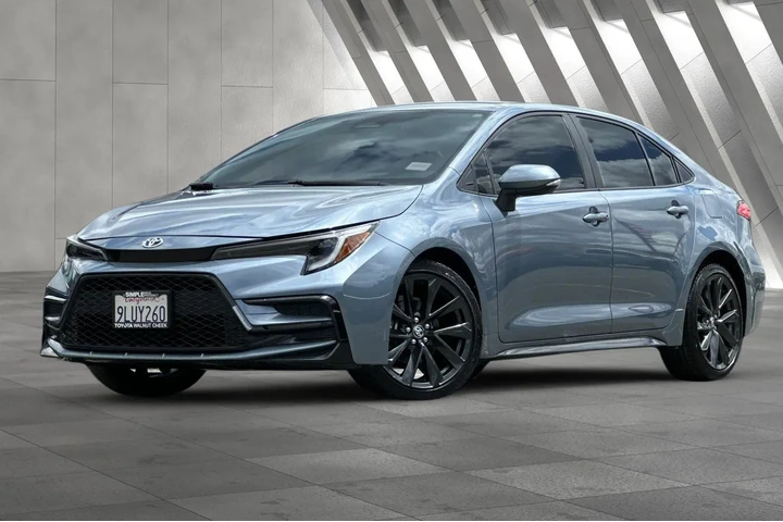 $25500 : Toyota Corolla Hybrid 2024 S image 2