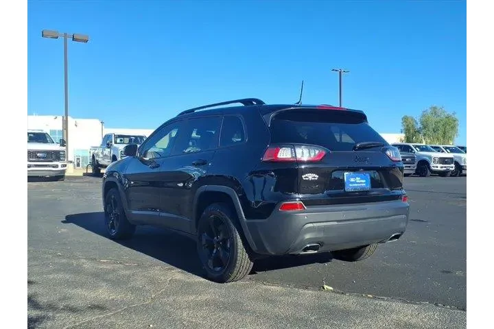 $21977 : Jeep Cherokee 2020 4x4 Latit image 4