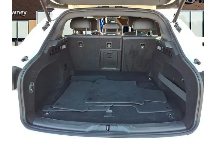 $33989 : Maserati Levante 2023 AWD Mo image 6