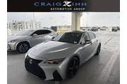 Lexus IS 300 2024 F SPORT De en Miami