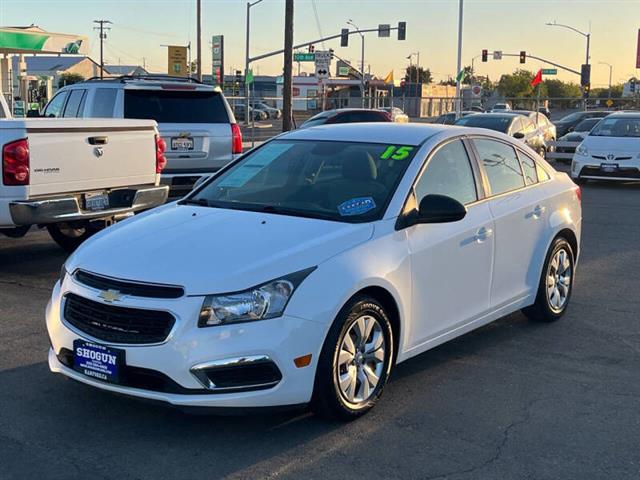 $8995 : 2015 Cruze LS Auto image 4