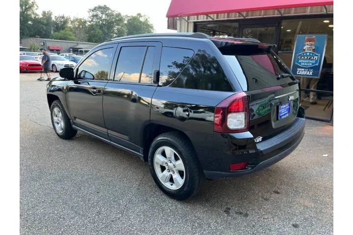 $7999 : 2016 Compass Latitude image 8