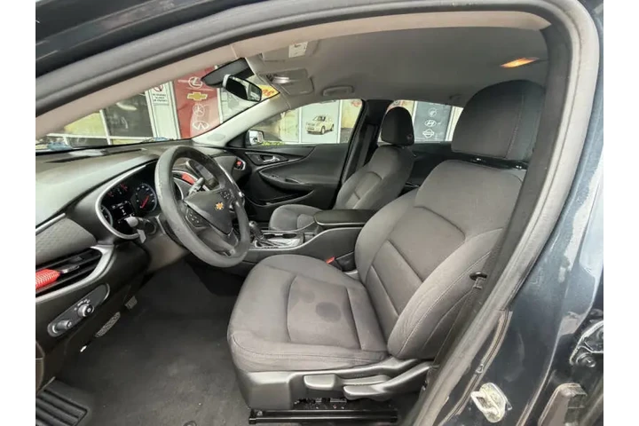 $14900 : 2020 Malibu LS image 10