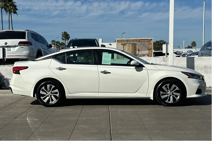 $16900 : Nissan Altima 2021 2.5 S 4dr image 3
