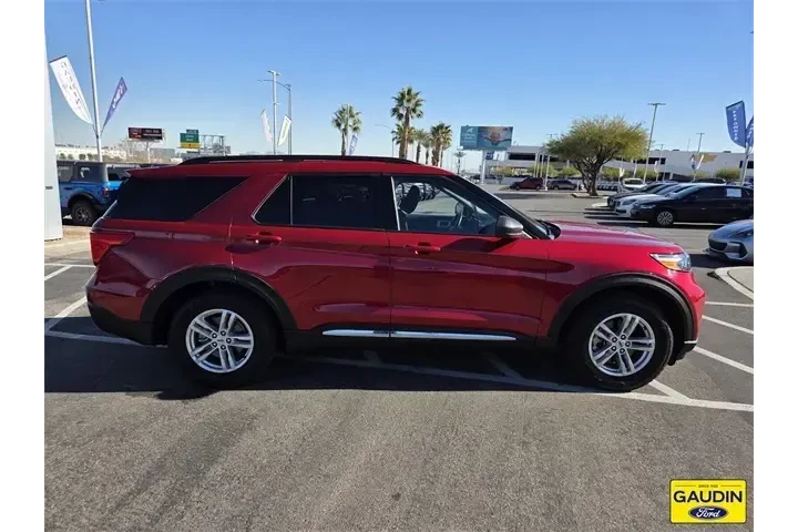 $28980 : Ford Explorer 2023 XLT 4dr S image 8