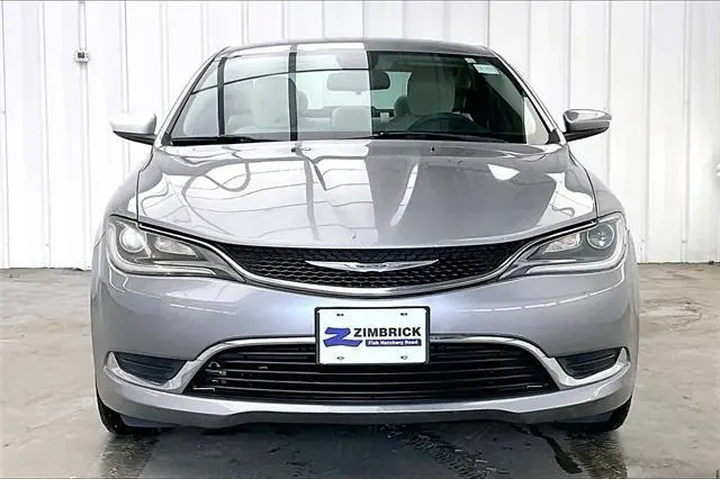 $10990 : Chrysler 200 2015 Limited 4d image 3