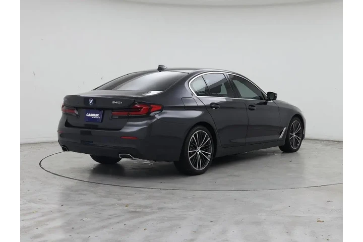 $33998 : BMW 5 Series 2022 540i 4dr S image 8