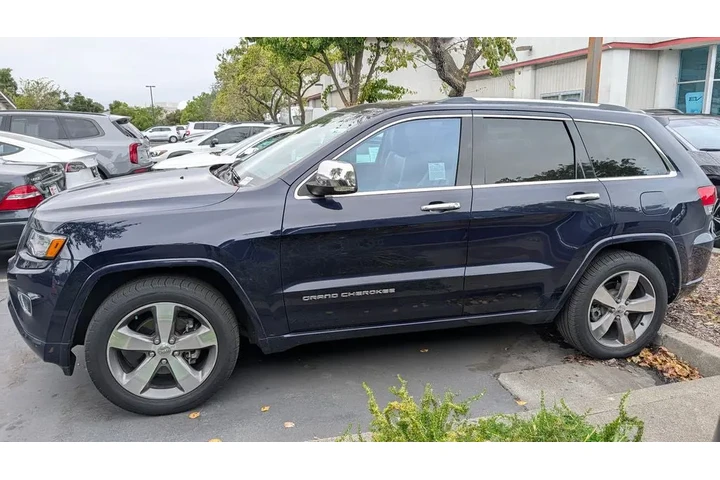 $14990 : 2015 Grand Cherokee Overland image 9