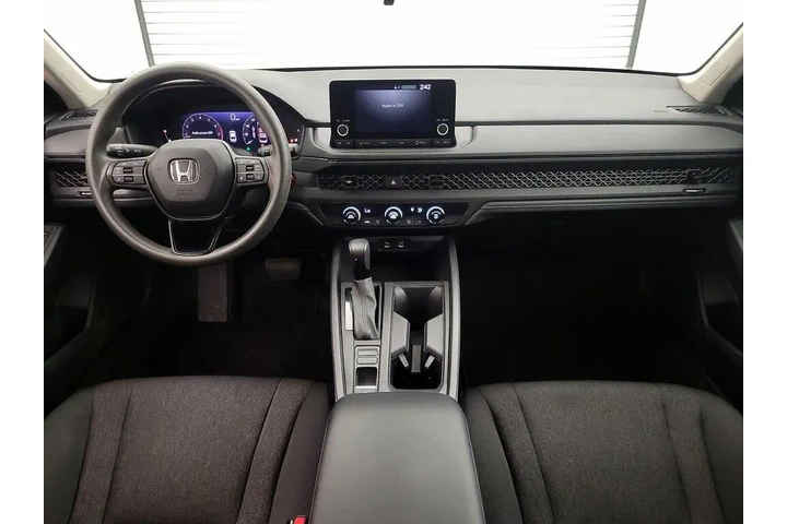 $25998 : Honda Accord 2023 LX 4dr Sed image 9