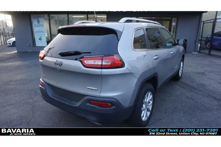 $11395 : 2017 Cherokee Latitude 4x4 image 6