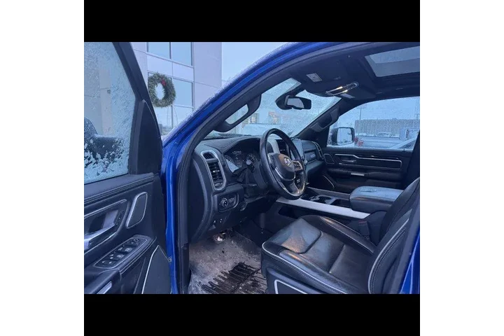 $33599 : Ram 1500 2019 4x4 Laramie 4d image 5