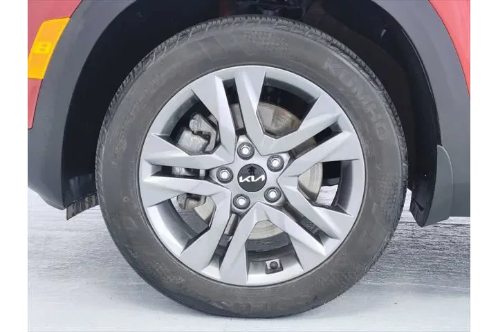 $22490 : Kia Seltos 2023 AWD S 4dr SU image 7