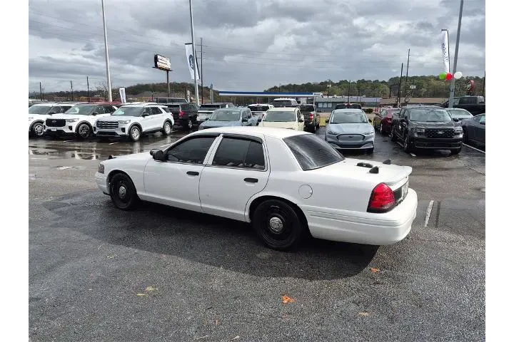 $3988 : Ford Crown Victoria 2011 Pol image 5