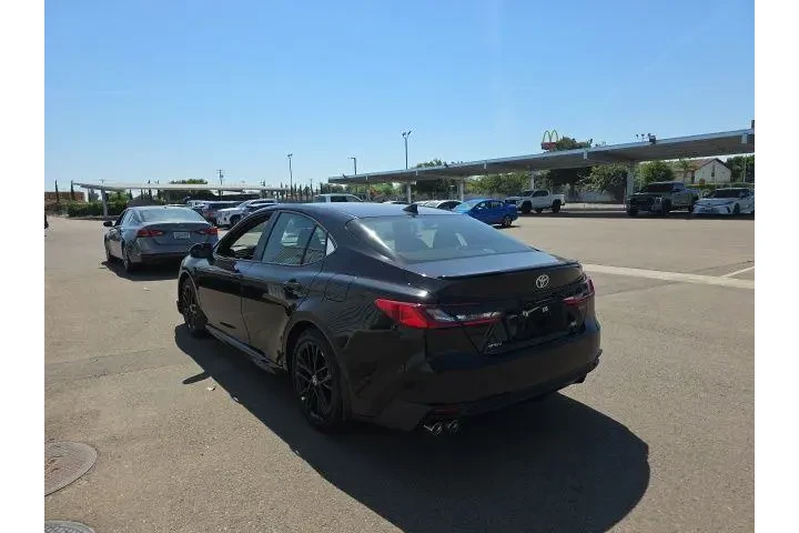 $36900 : Toyota Camry 2026 SE 4dr Sed image 4