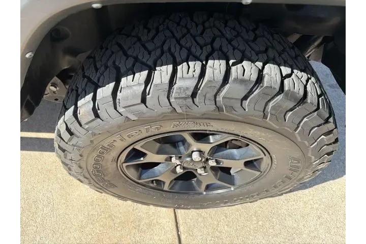 $29999 : Jeep Wrangler 2023 4x4 Sport image 10