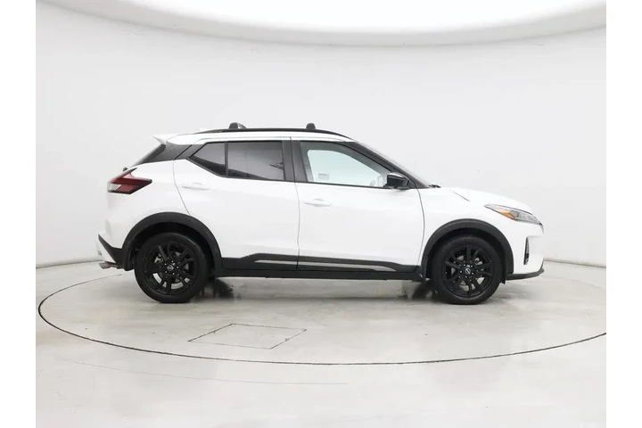 $19998 : Nissan Kicks 2022 SR 4dr Cro image 7