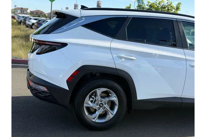 $24991 : Hyundai TUCSON 2023 SEL 4dr image 8