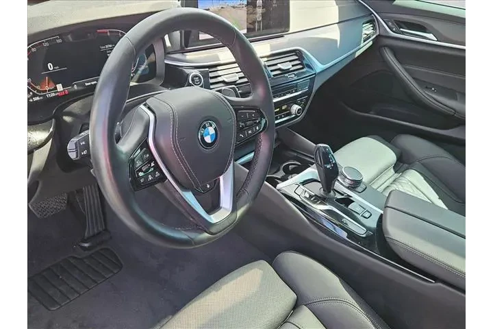 $36991 : BMW 5 Series 2023 530i 4dr S image 10