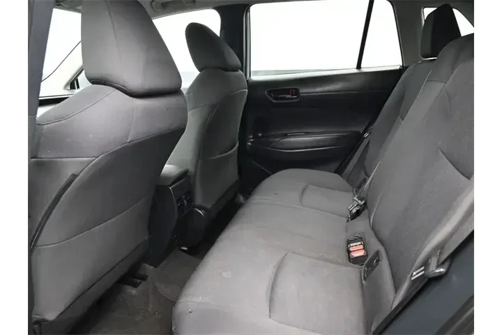 $23747 : Toyota Corolla Cross 2024 LE image 9
