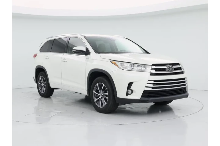 $27998 : Toyota Highlander 2017 XLE 4 image 1