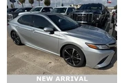 $21891 : Toyota Camry 2018 XLE V6 4dr thumbnail