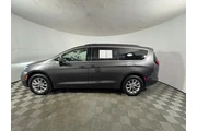 $30498 : Chrysler Pacifica 2022 AWD T thumbnail