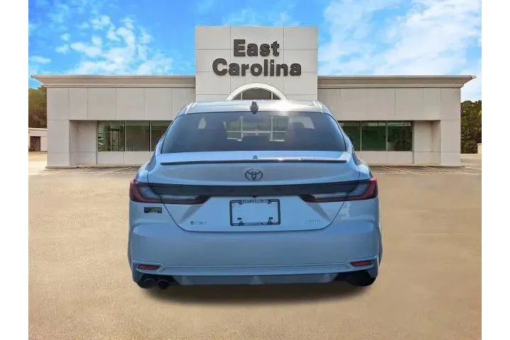 $30697 : Toyota Camry 2025 XSE 4dr Se image 4