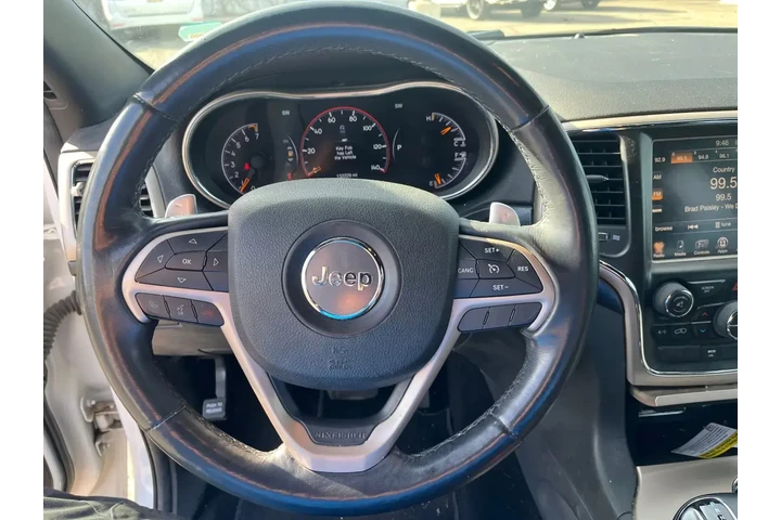 Jeep Grand Cherokee 2015 4x2 image 9