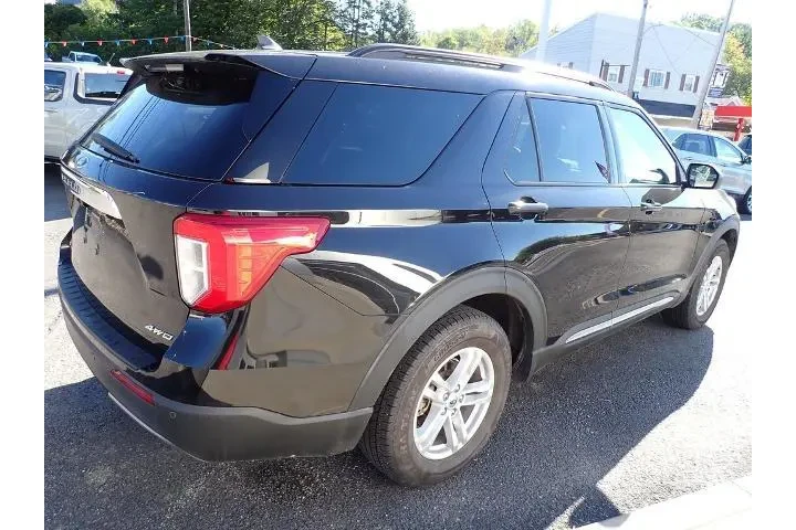 $30850 : Ford Explorer 2022 AWD XLT 4 image 6