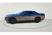 $22653 : Dodge Challenger 2023 SXT 2d thumbnail