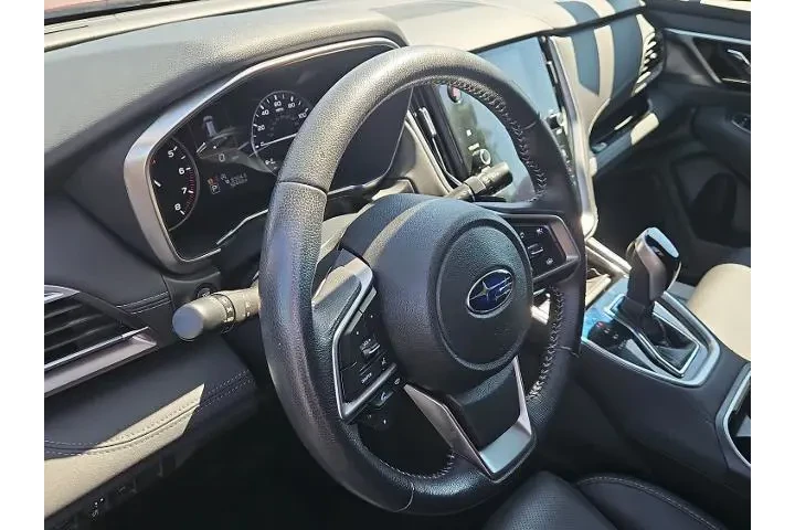 $25500 : Subaru Outback 2022 AWD Limi image 2