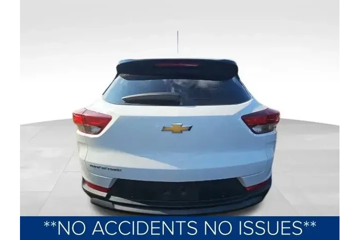 $15998 : Chevrolet Trailblazer 2021 L image 3