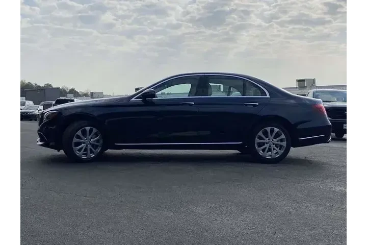 $19490 : Mercedes-Benz E-Class 2017 A image 7