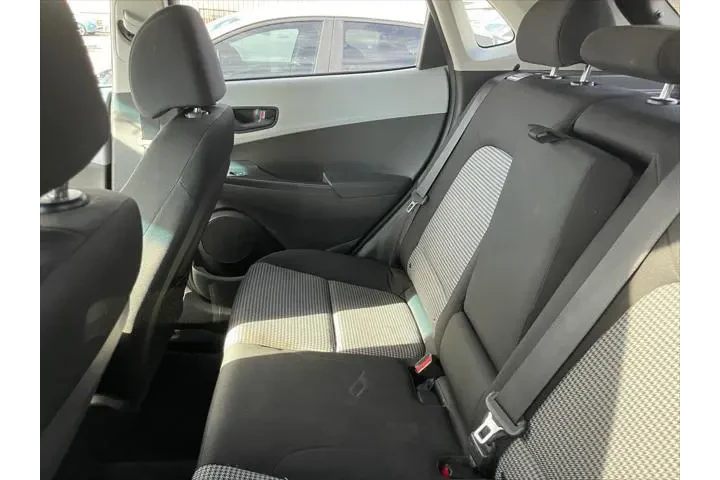 $18850 : Hyundai KONA 2020 AWD SEL 4d image 8