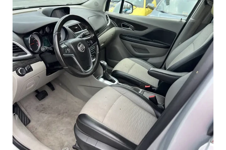 $5900 : 2016 Encore image 8