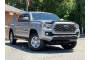 $19985 : Toyota Tacoma 2016 4x2 SR5 V thumbnail