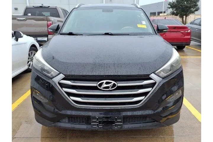 $15122 : Hyundai TUCSON 2017 SE Plus image 2