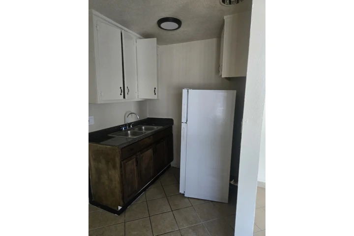 $1850 : Renta de apartamentos image 2