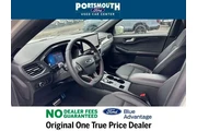 $32495 : Ford Escape 2024 AWD ST-Line thumbnail
