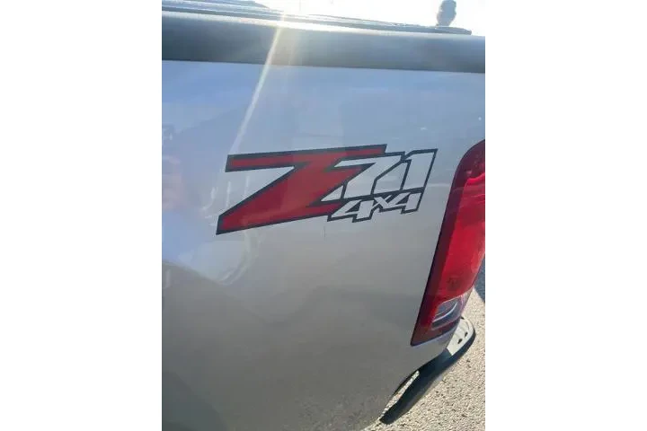 $13995 : GMC Sierra 1500 2011 4x4 SLE image 10