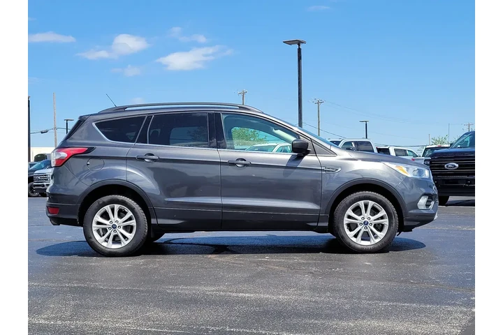$12790 : Ford Escape 2018 AWD SE 4dr image 2