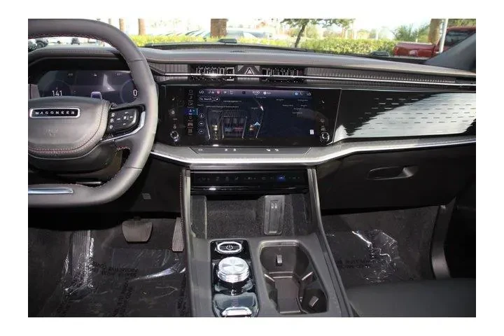 $37772 : Jeep Wagoneer S 2025 4x4 Lim image 7