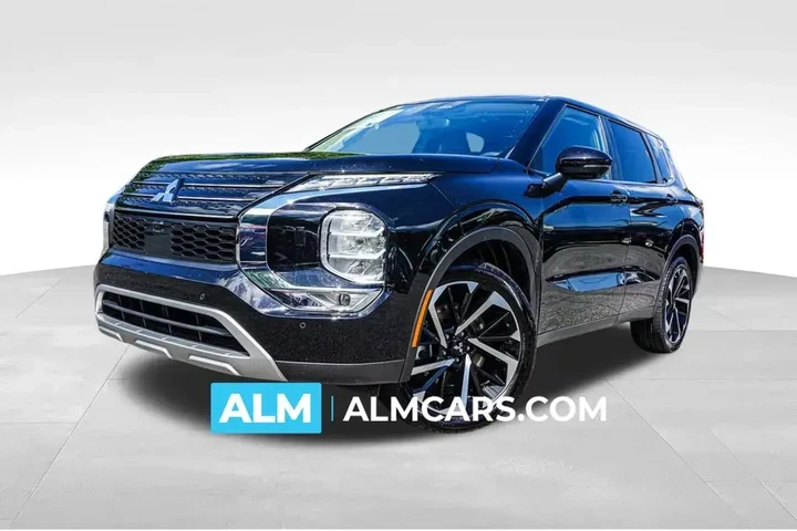 $20320 : Mitsubishi Outlander 2023 AW image 1