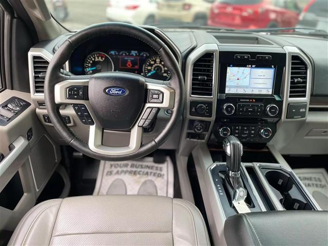 $22900 : 2017 FORD F150 SUPERCREW CAB2 image 9