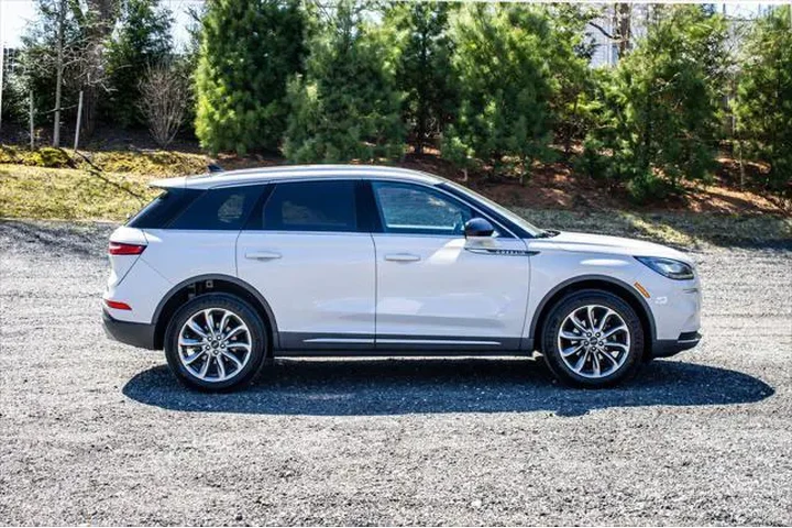 $24995 : Lincoln Corsair 2021 AWD Sta image 9