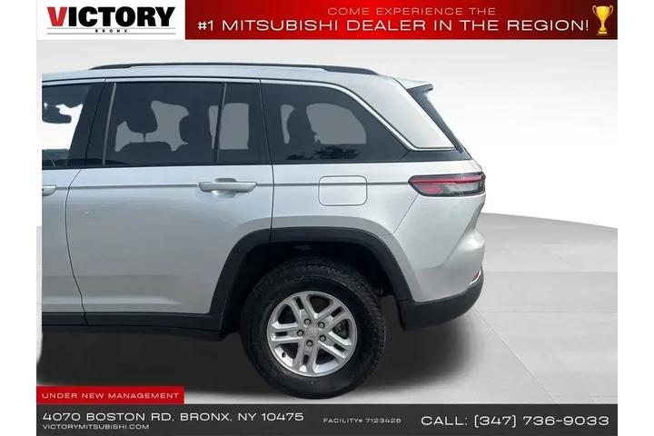 $22207 : Jeep Grand Cherokee 2023 4x4 image 7