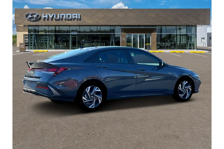 $20051 : Hyundai ELANTRA 2025 SEL Spo image 8