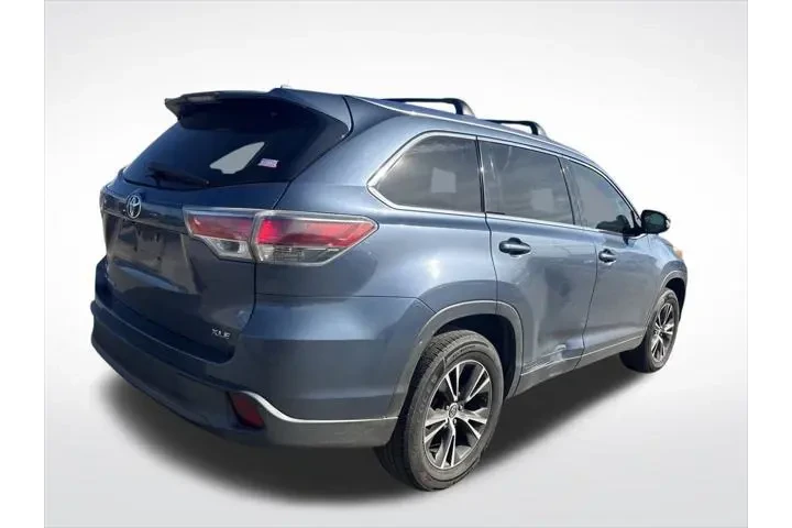 $13000 : Toyota Highlander 2016 XLE 4 image 9