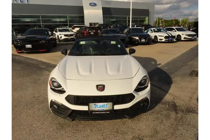 $13999 : FIAT 124 Spider 2017 Lusso 2 image 5